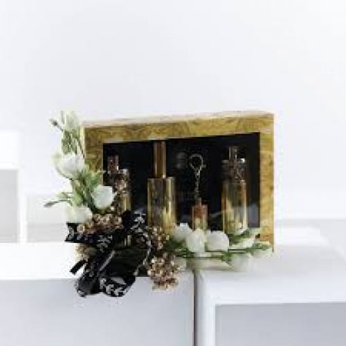 Paco Rabanne 1 Million Gift Set | White Flowers Paco Rabanne 1 Million Gift Set | White Flowers